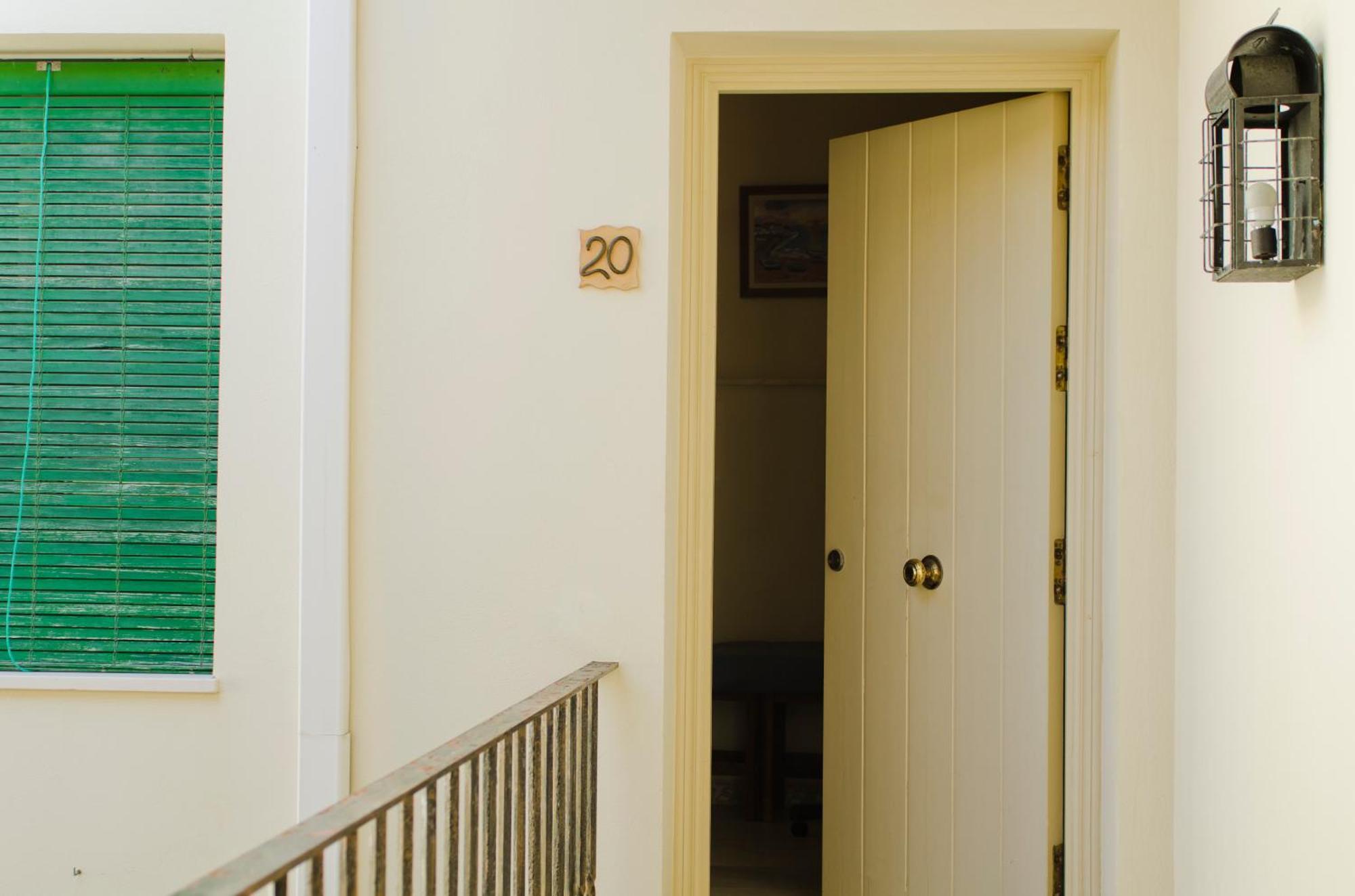 Hostal Sixto Rota Εξωτερικό φωτογραφία