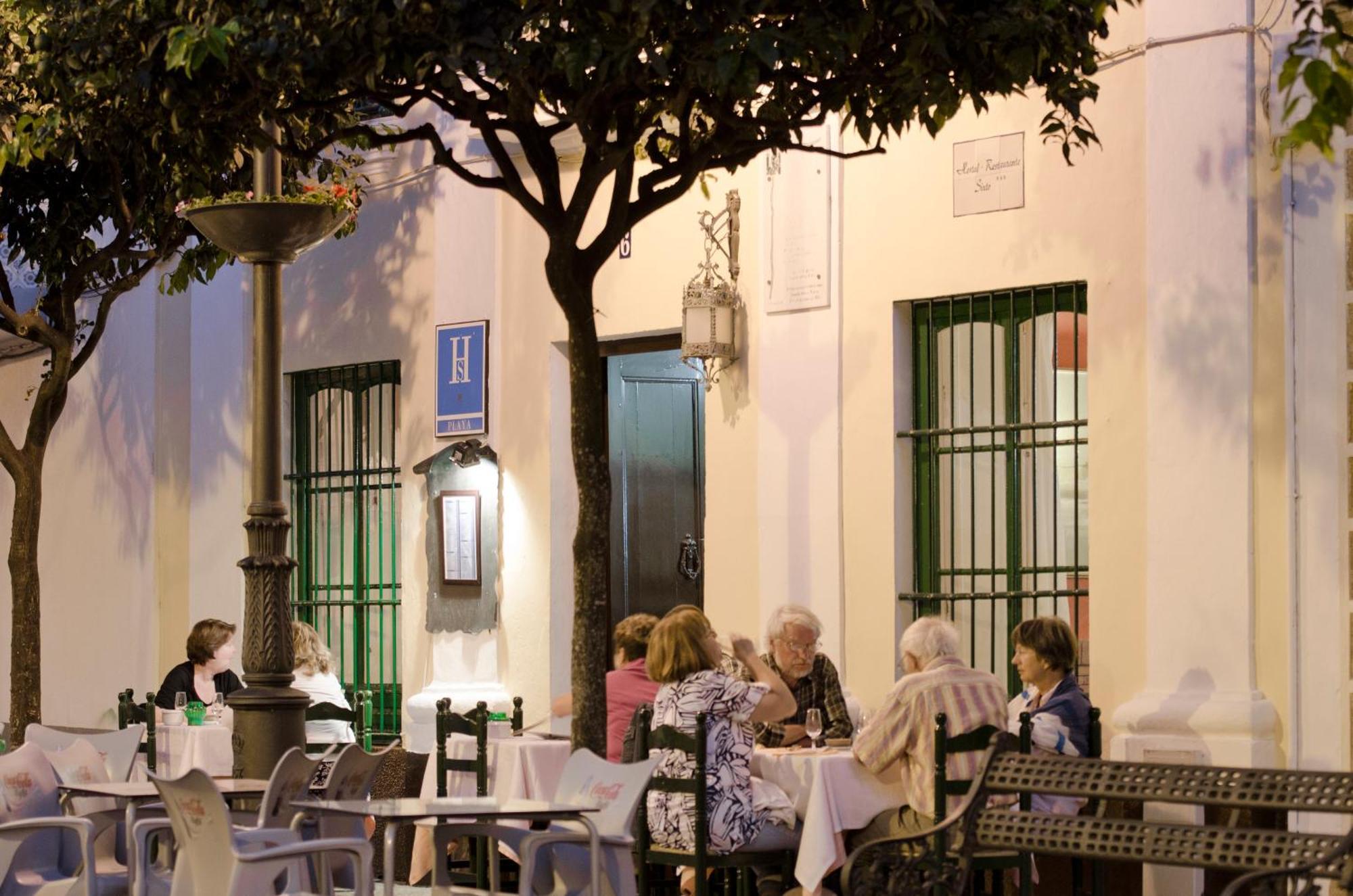 Hostal Sixto Rota Εξωτερικό φωτογραφία