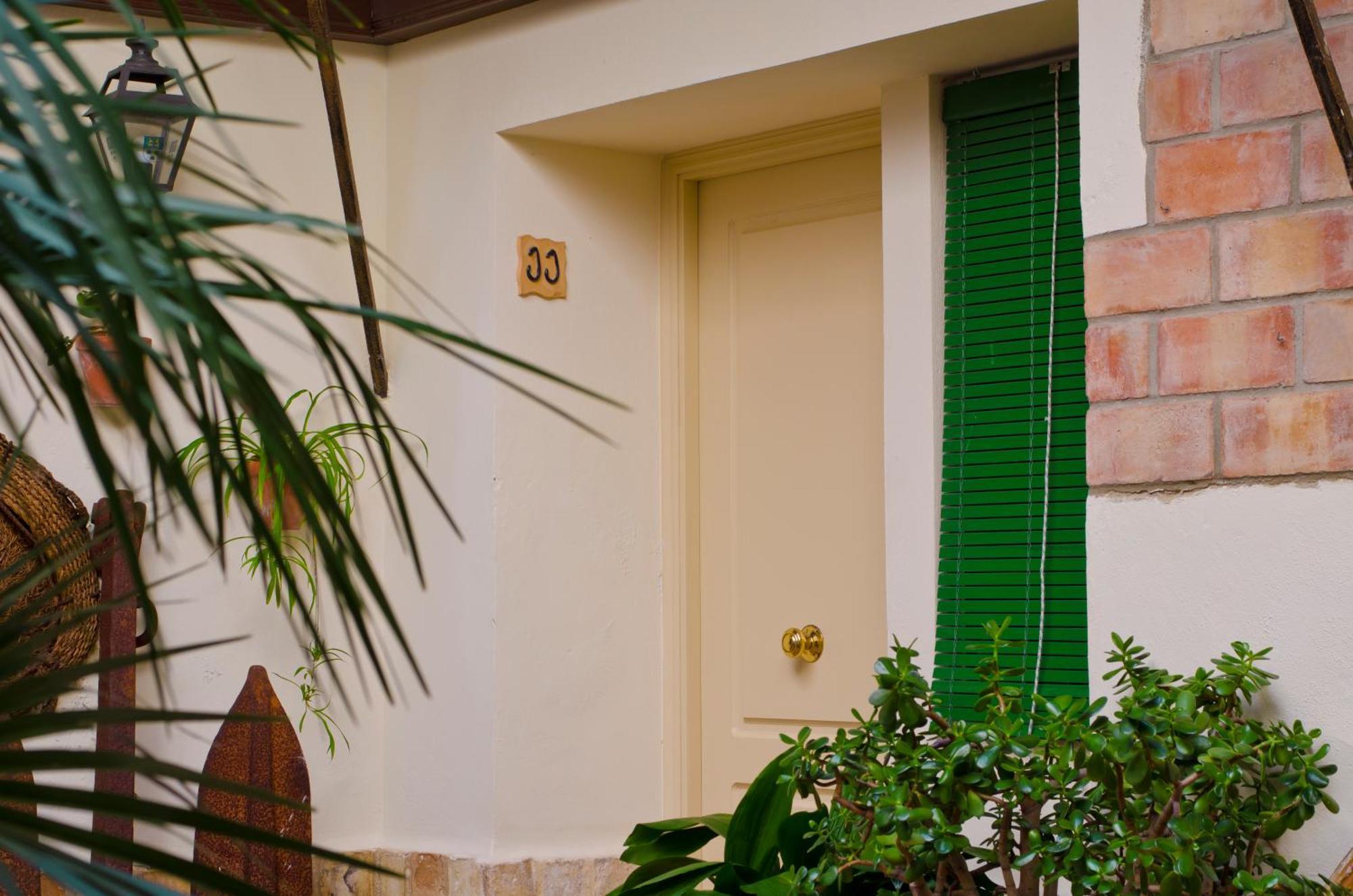 Hostal Sixto Rota Εξωτερικό φωτογραφία